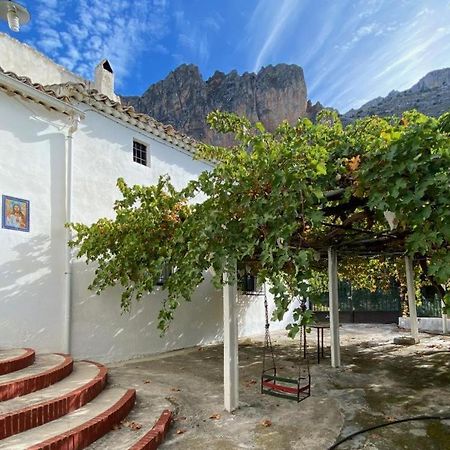 Cortijo El Chorreadero En Parque Natural Sierra De Cazorla Los Rosales  Exterior foto